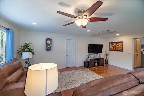 608 W Hanson Avenue Brewster WA 98812