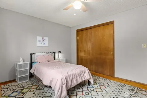 2207 N Whitman Tacoma WA 98406