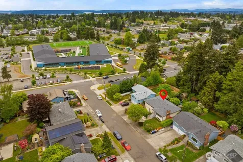 2207 N Whitman Tacoma WA 98406