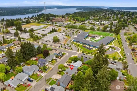 2207 N Whitman Tacoma WA 98406