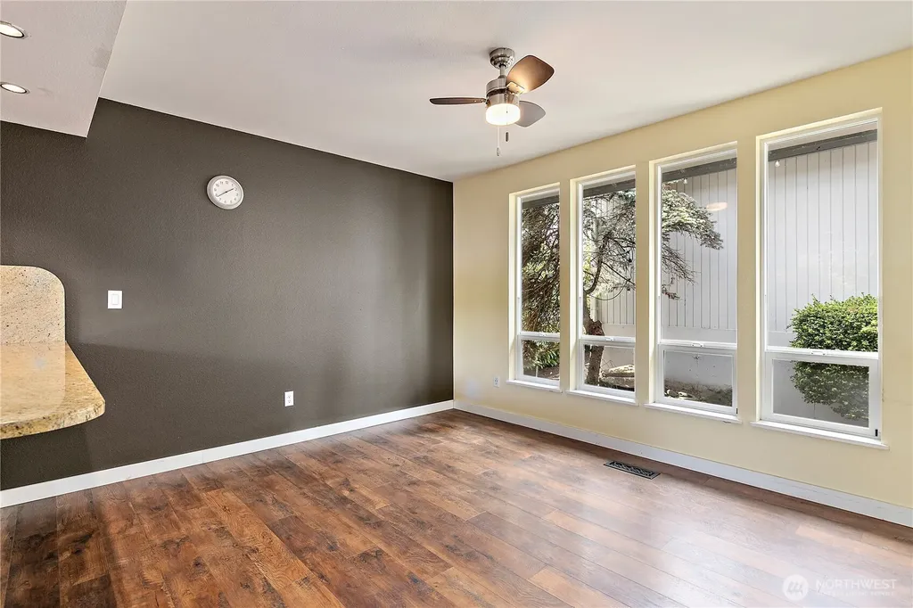 3601 70th Avenue W University Place WA 98466