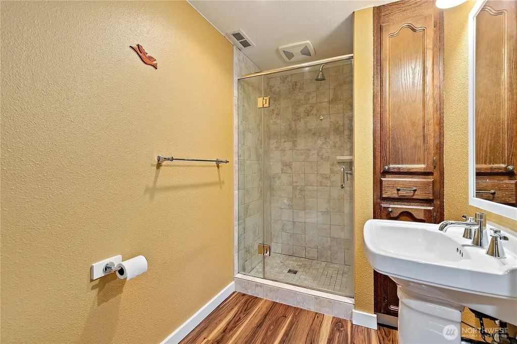 3601 70th Avenue W University Place WA 98466