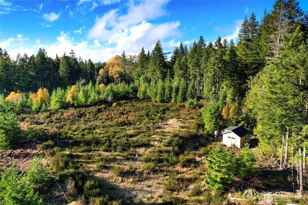 63 Wayne Road W Seabeck WA 98380