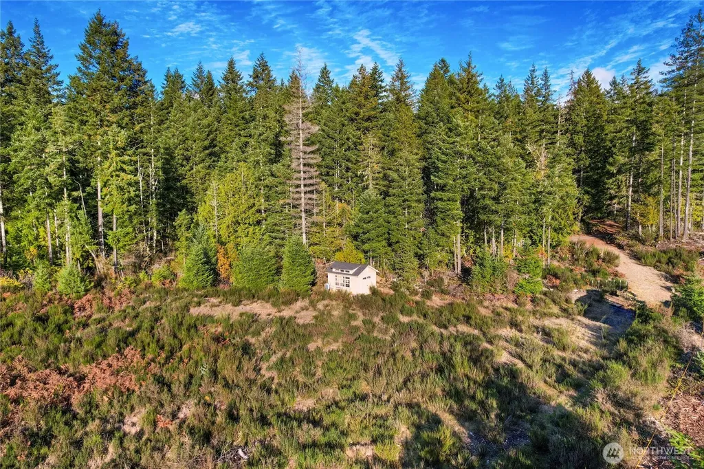 63 Wayne Road W Seabeck WA 98380