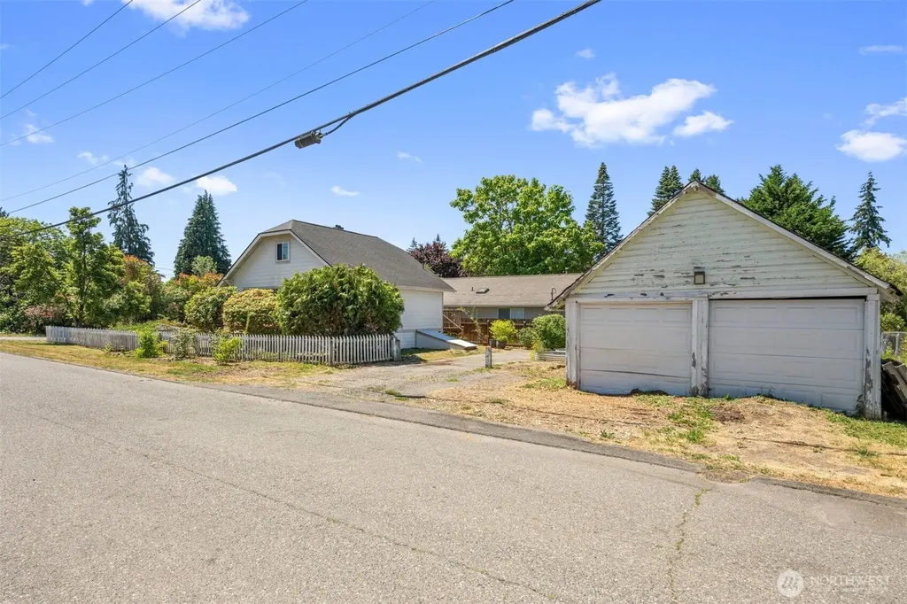 2119 Monroe Avenue Everett WA 98203