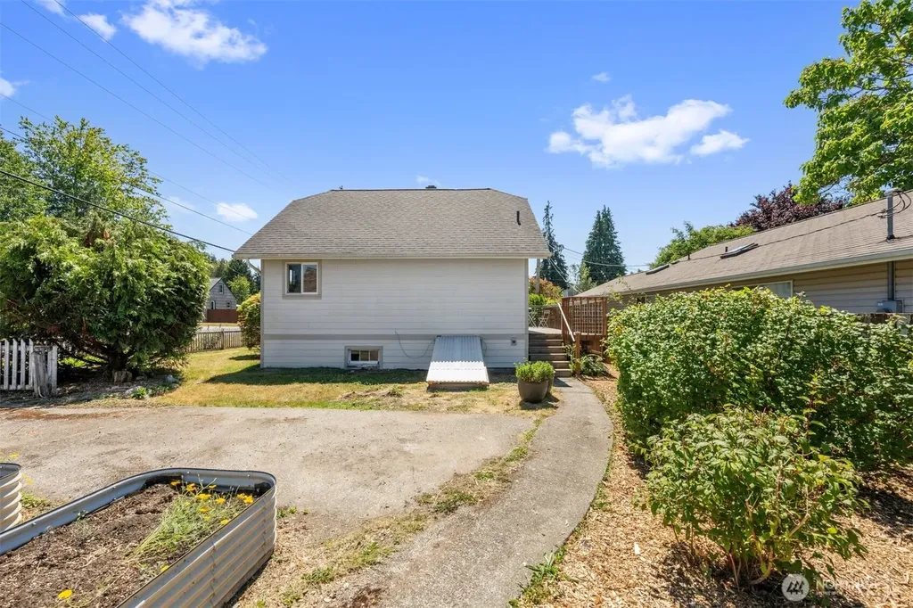 2119 Monroe Avenue Everett WA 98203