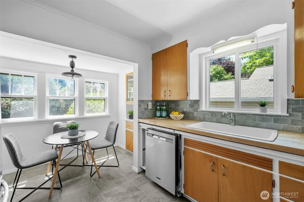 2119 Monroe Avenue Everett WA 98203