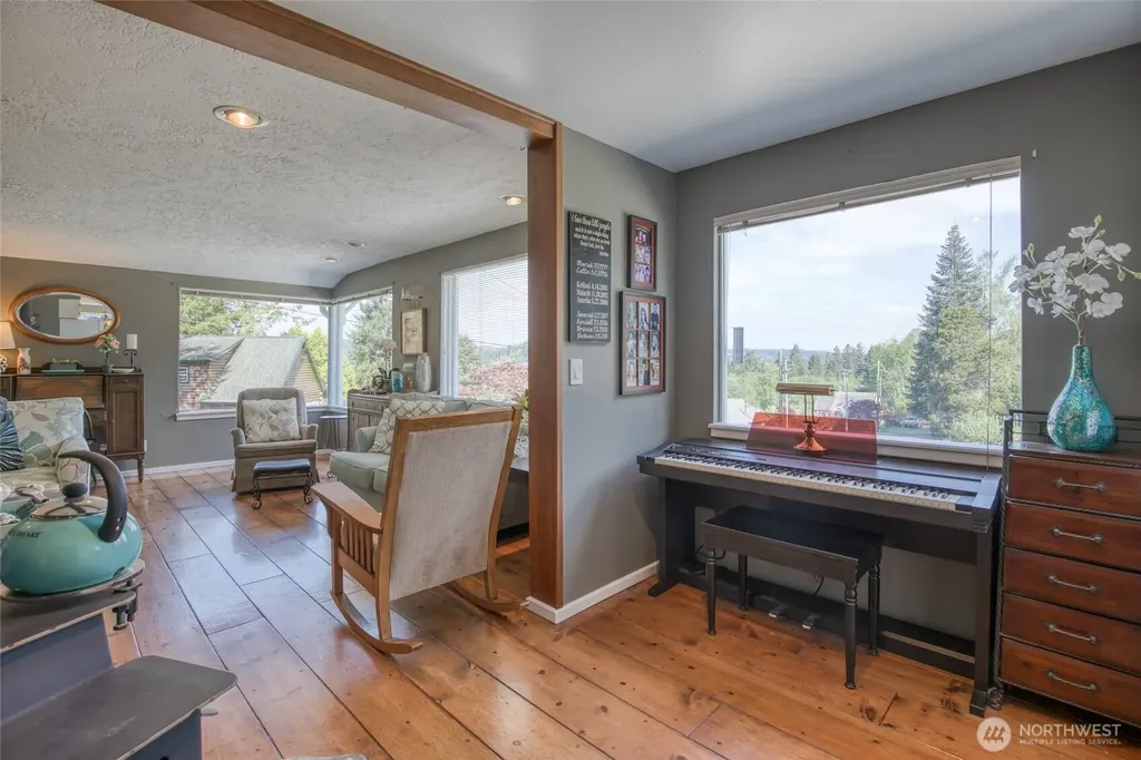 1900 Ranier Street Aberdeen WA 98520