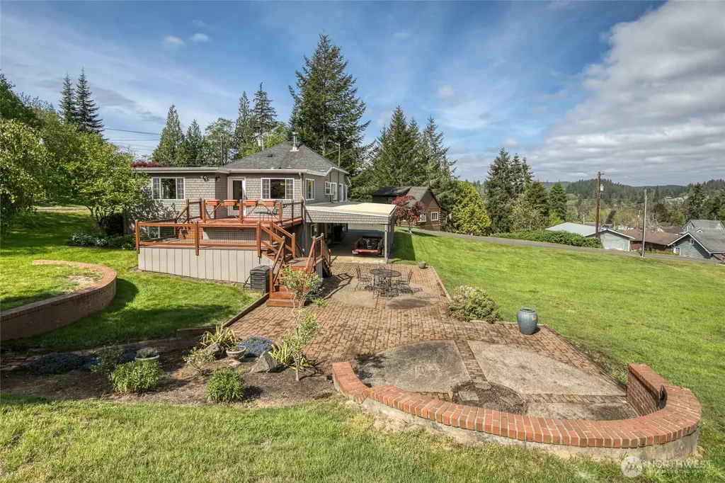 1900 Ranier Street Aberdeen WA 98520