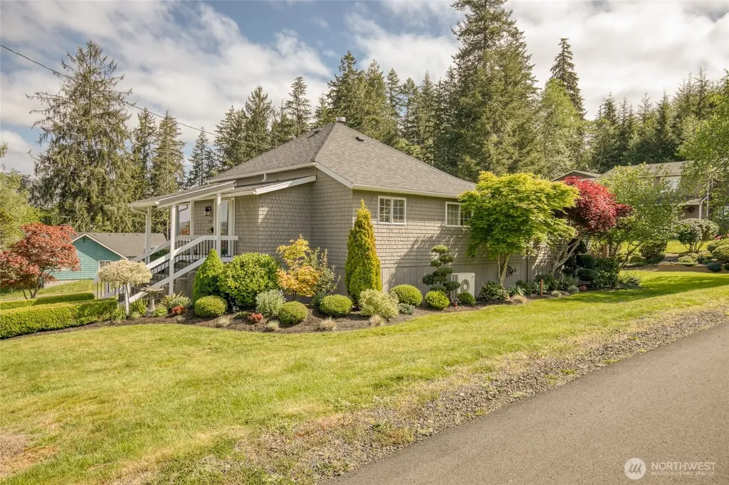 1900 Ranier Street Aberdeen WA 98520