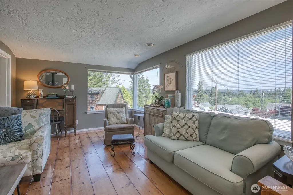 1900 Ranier Street Aberdeen WA 98520
