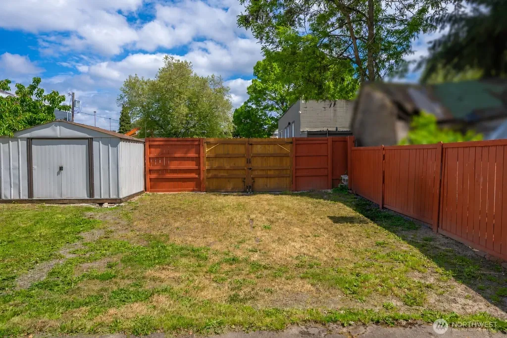 516 Pelly Avenue N Renton WA 98057