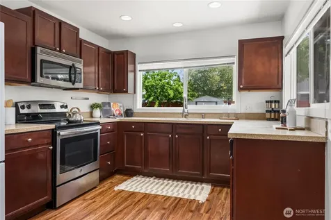 516 Pelly Avenue N Renton WA 98057