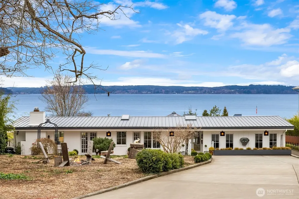 27584 Anchor Place NW Poulsbo WA 98370