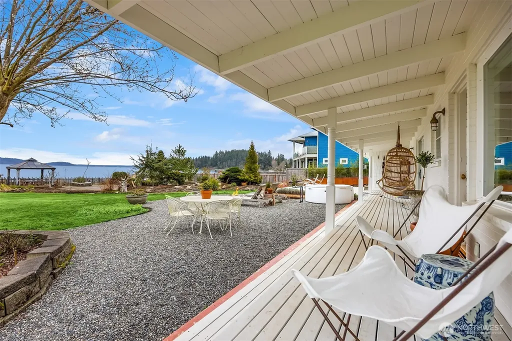 27584 Anchor Place NW Poulsbo WA 98370
