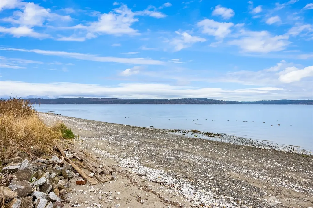 27584 Anchor Place NW Poulsbo WA 98370