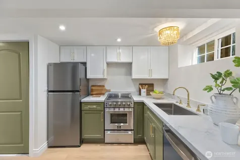 2773 44th Avenue SW Seattle WA 98116