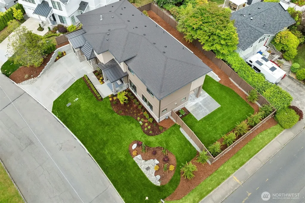 16390 NE 1st Street Bellevue WA 98008