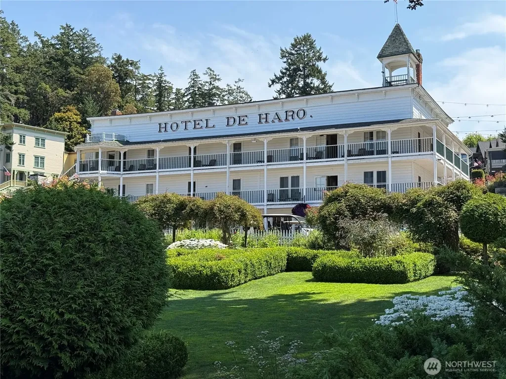24 Mossyrock Road Friday Harbor WA 98250