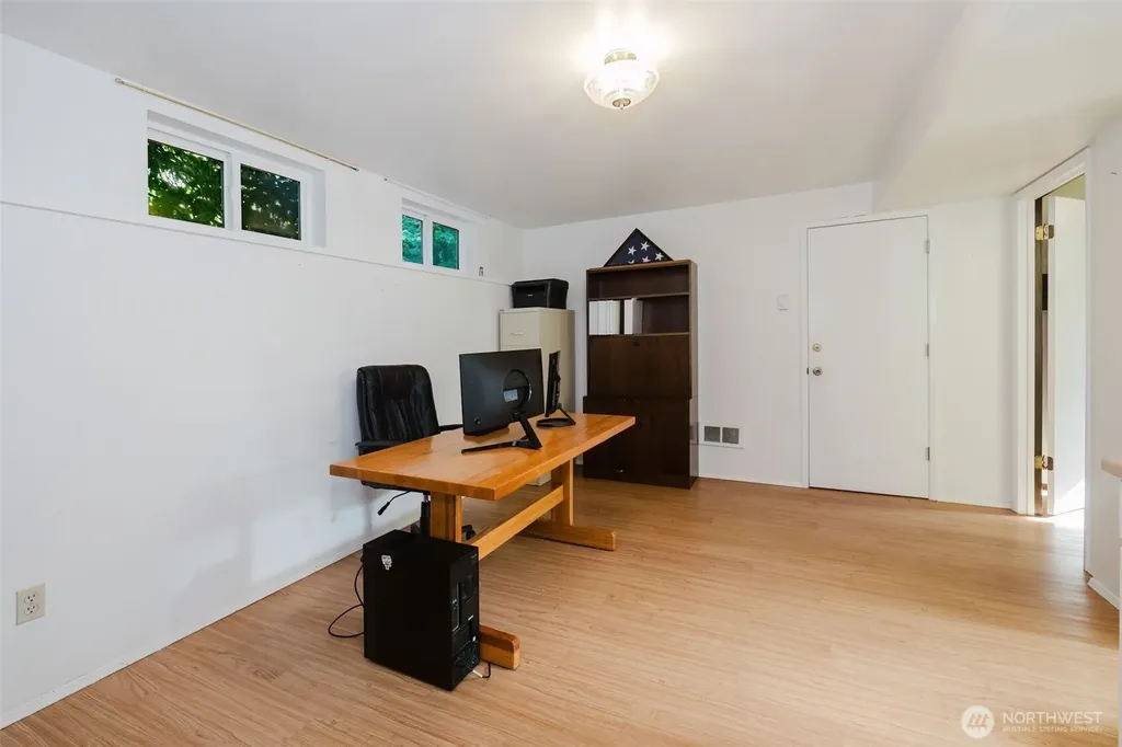 9634 SE Southworth Drive Port Orchard WA 98366