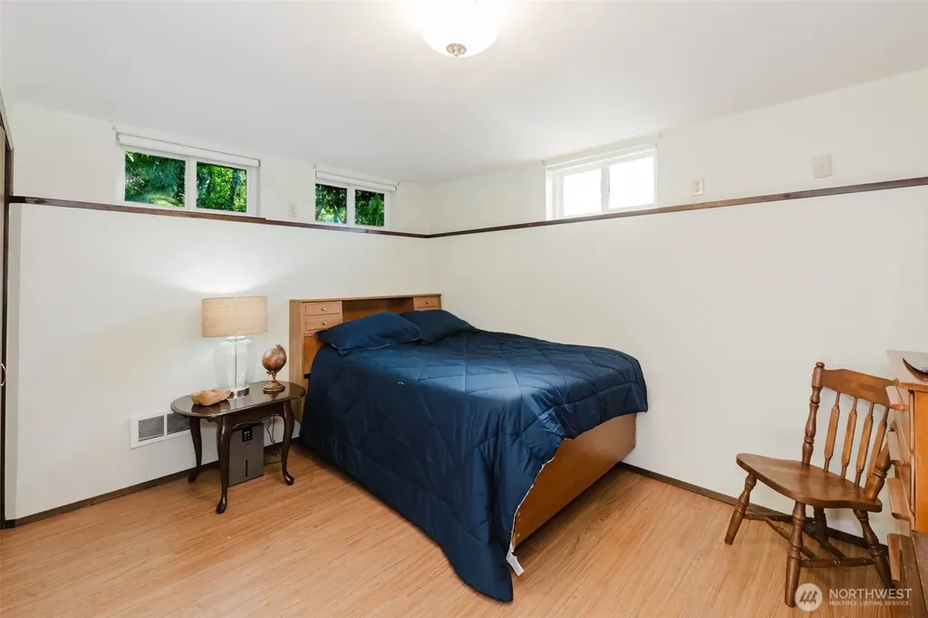 9634 SE Southworth Drive Port Orchard WA 98366
