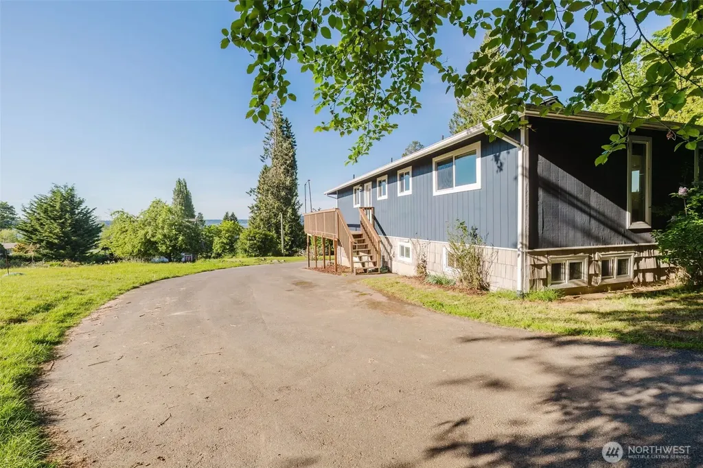 9634 SE Southworth Drive Port Orchard WA 98366