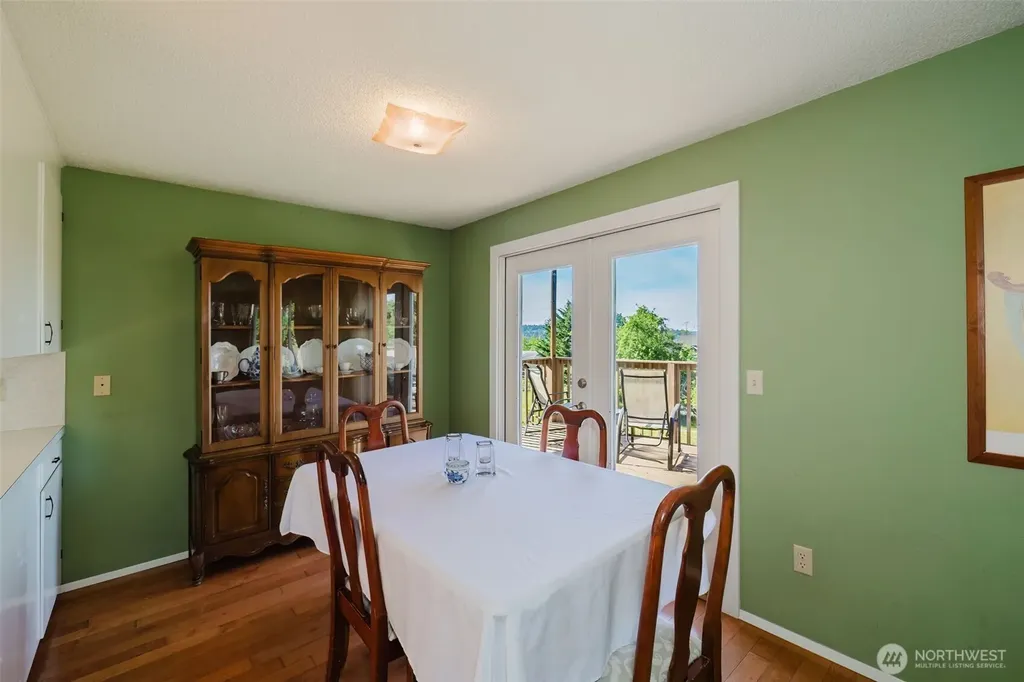 9634 SE Southworth Drive Port Orchard WA 98366