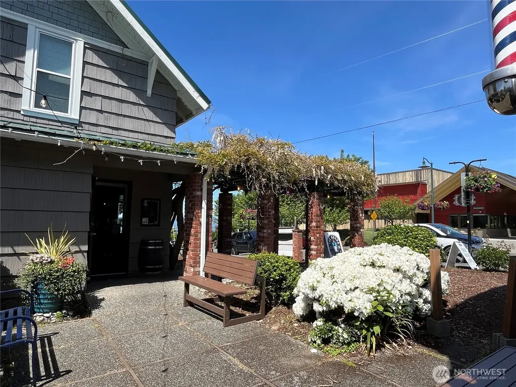 406 Prospect Avenue Mukilteo WA 98275