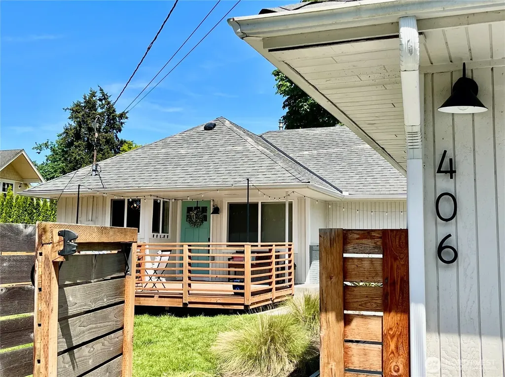 406 Prospect Avenue Mukilteo WA 98275