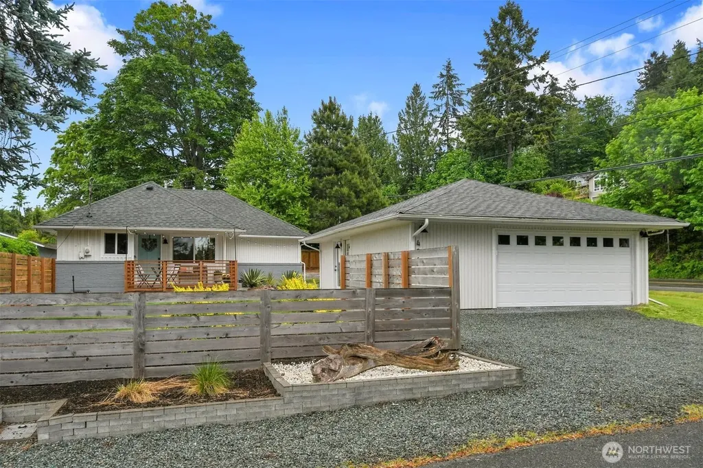 406 Prospect Avenue Mukilteo WA 98275