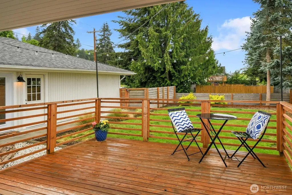 406 Prospect Avenue Mukilteo WA 98275