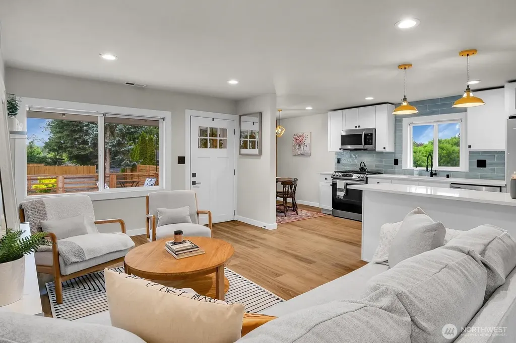 406 Prospect Avenue Mukilteo WA 98275