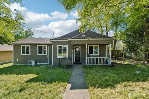 4712 S Warner Street Tacoma WA 98409