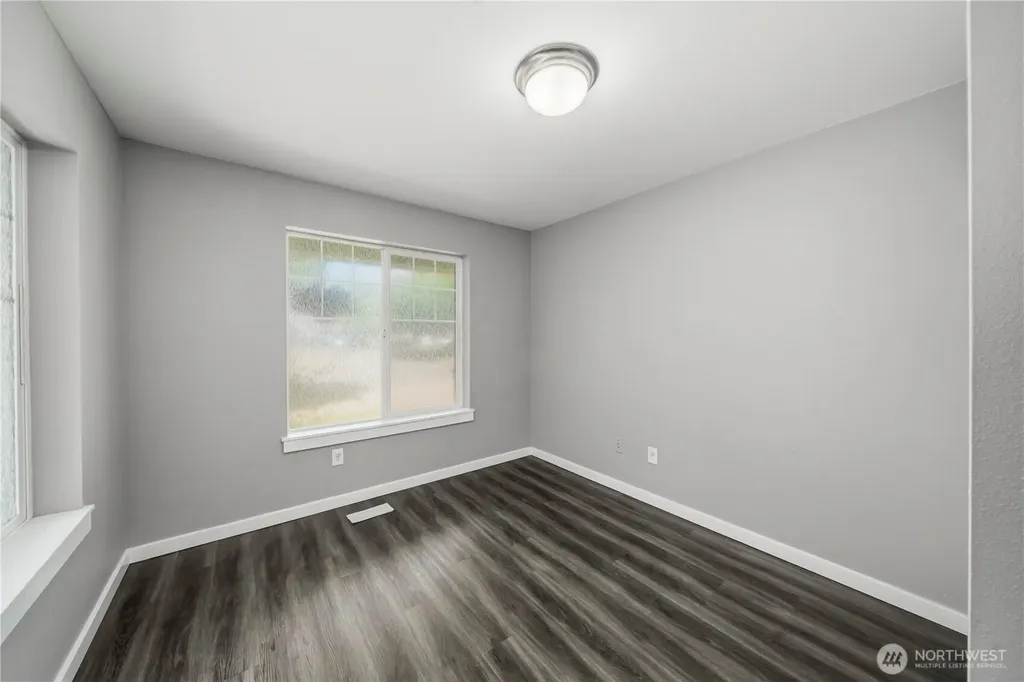 7249 Radius Loop SE Lacey WA 98513