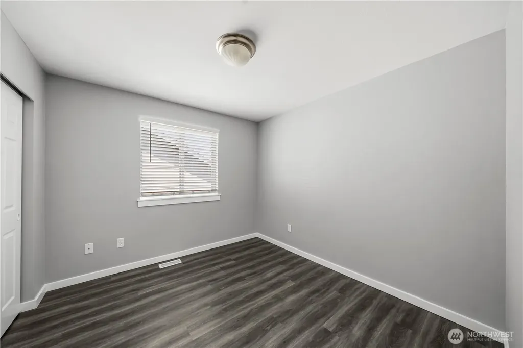 7249 Radius Loop SE Lacey WA 98513