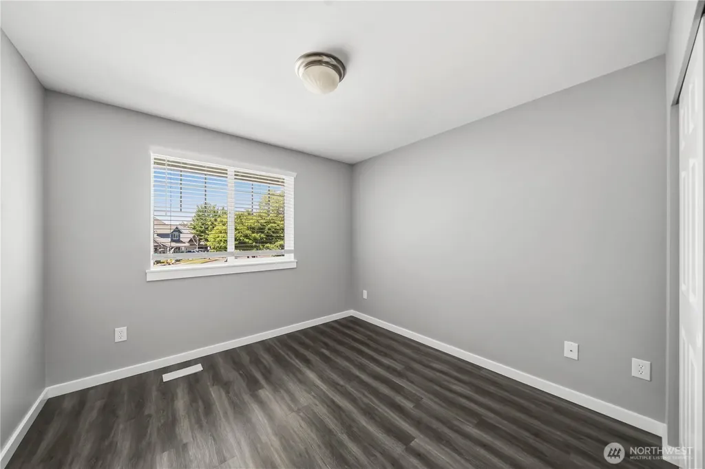7249 Radius Loop SE Lacey WA 98513