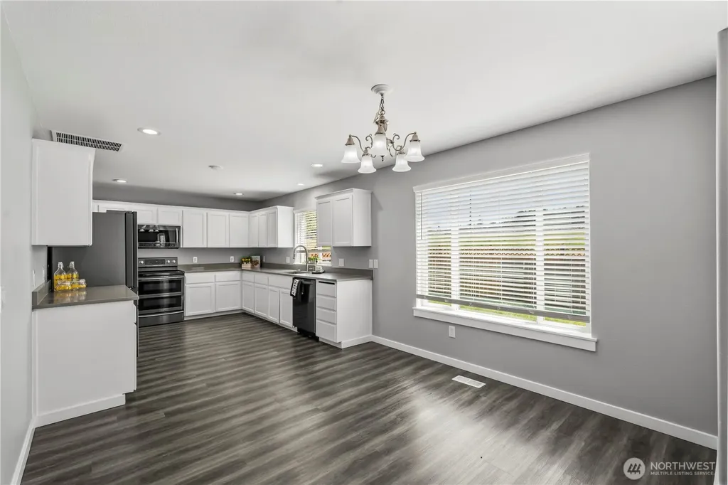 7249 Radius Loop SE Lacey WA 98513