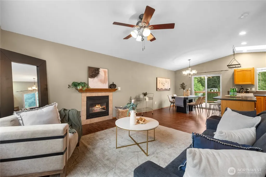 3327 139th Avenue NE Lake Stevens WA 98258