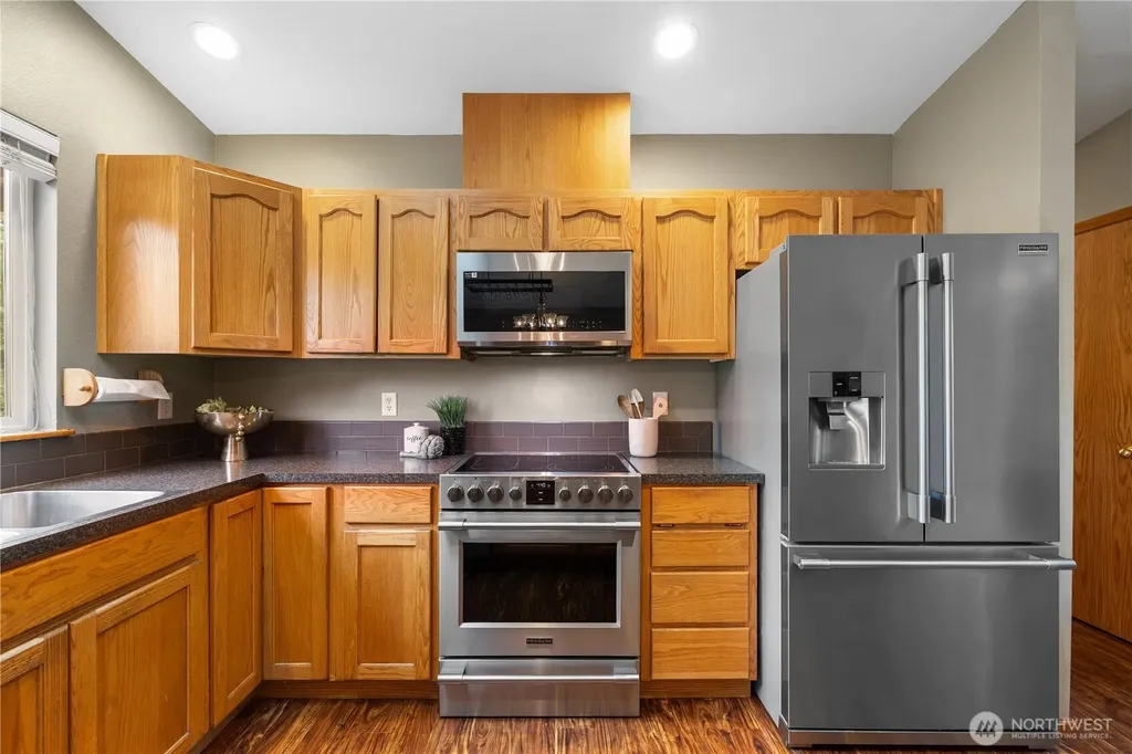 3327 139th Avenue NE Lake Stevens WA 98258