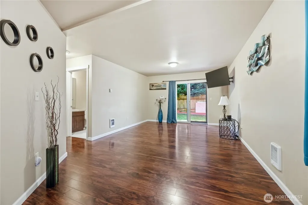 2231 SE Kelby Circle Port Orchard WA 98366