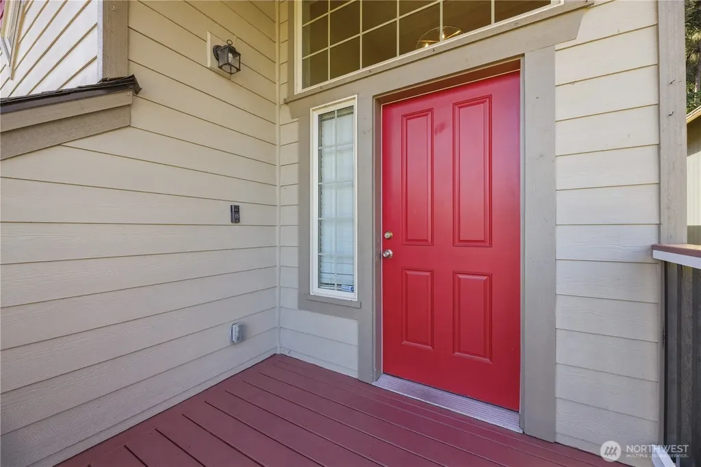 2231 SE Kelby Circle Port Orchard WA 98366