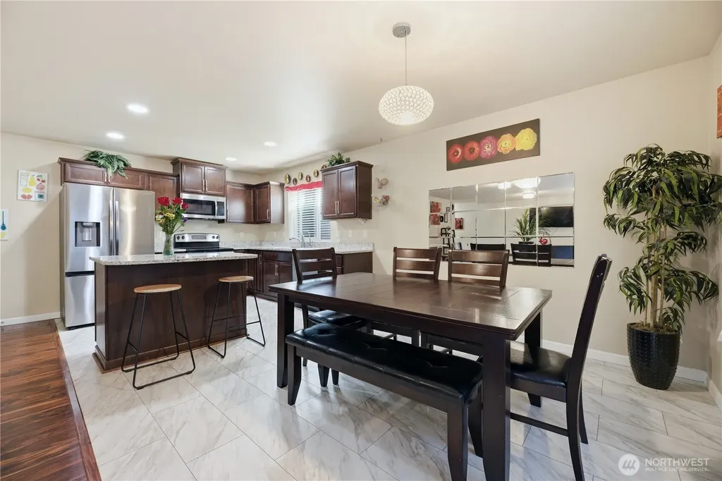 2231 SE Kelby Circle Port Orchard WA 98366