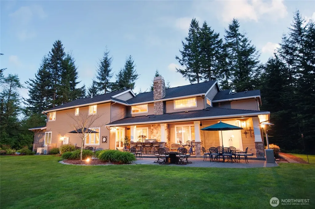 19632 183rd Way SE Renton WA 98058