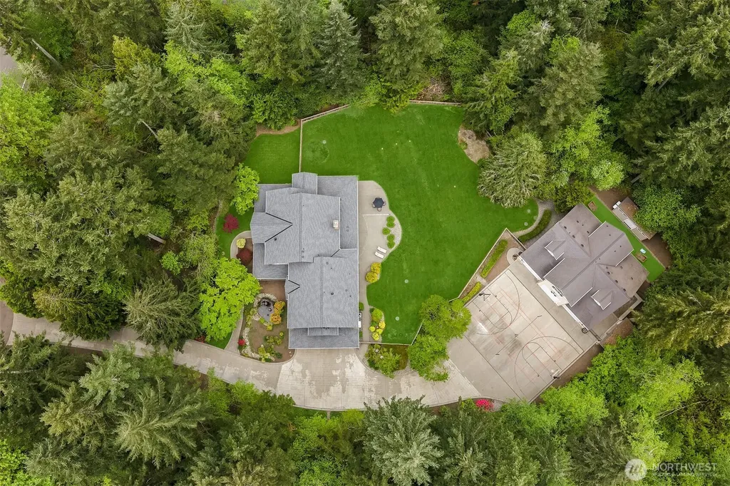 19632 183rd Way SE Renton WA 98058