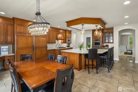 19632 183rd Way SE Renton WA 98058