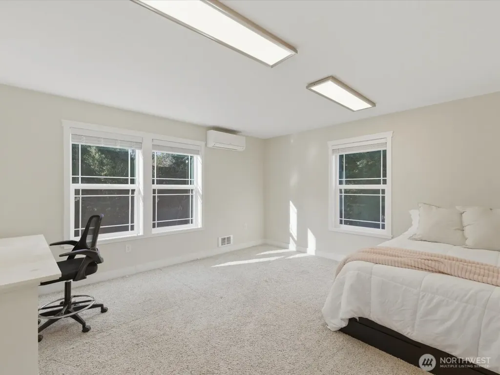 4050 Rachel Road Clinton WA 98236