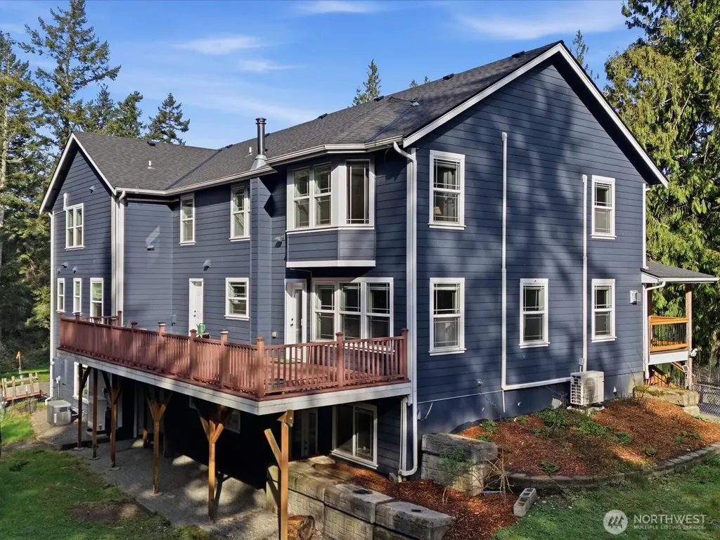 4050 Rachel Road Clinton WA 98236