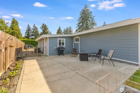 519 S 92nd Tacoma WA 98444