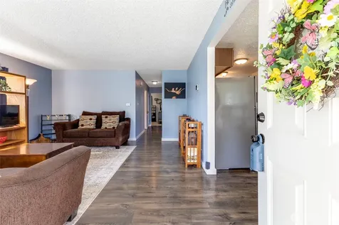 519 S 92nd Tacoma WA 98444