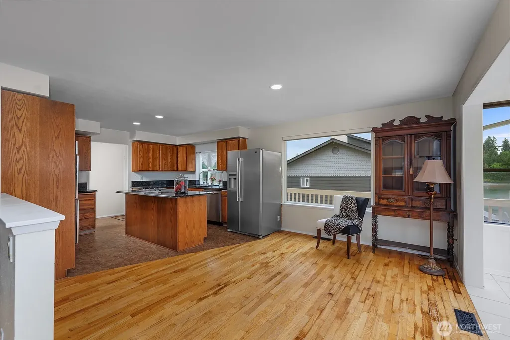 4030 SE Kamilche Point Road Shelton WA 98584